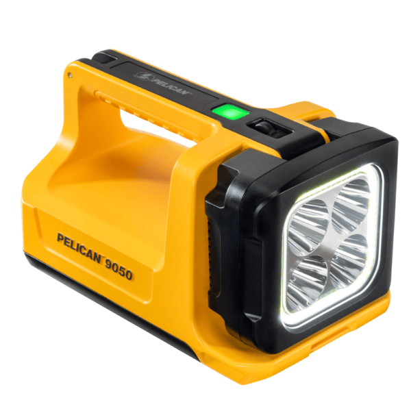 Lanterna Recarregável Pelican Modelo 9050 - 3369 Lumens